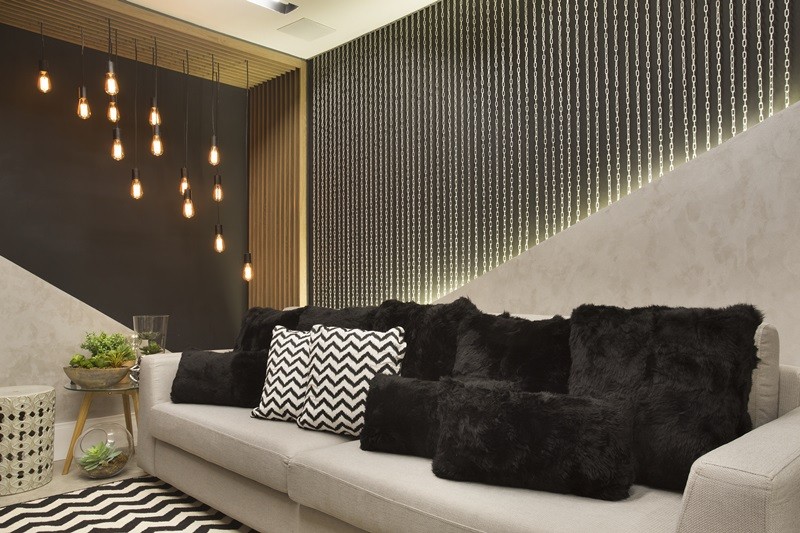 822. Sala de TV - Jessica Corrêa e Kelly Fernandes