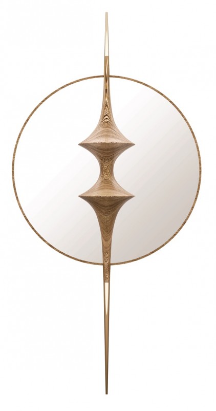 Espelho de parede Bailarina Materiais: freijó natural e espelho prata 